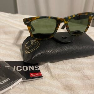 RayBan wayfarer sunglasses